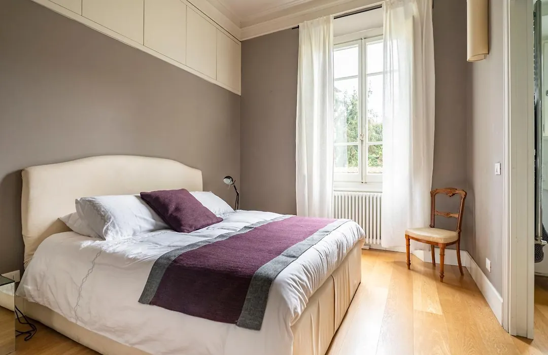 Boutique Apartment With Private Rooms And Garden Oasis-1