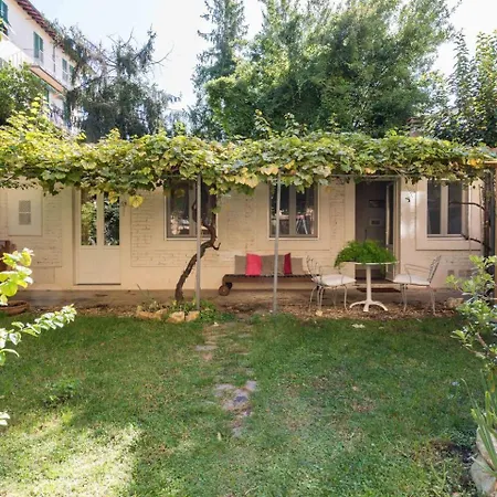 Boutique Apartment With Private Rooms And Garden Oasis-3